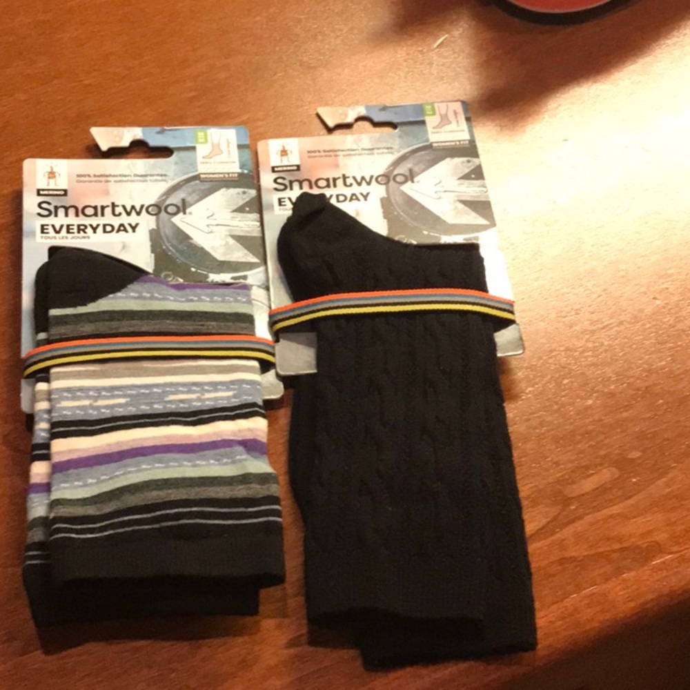 2 SETS OF BRAND NEW MERINO SMART WOOL SOCKS